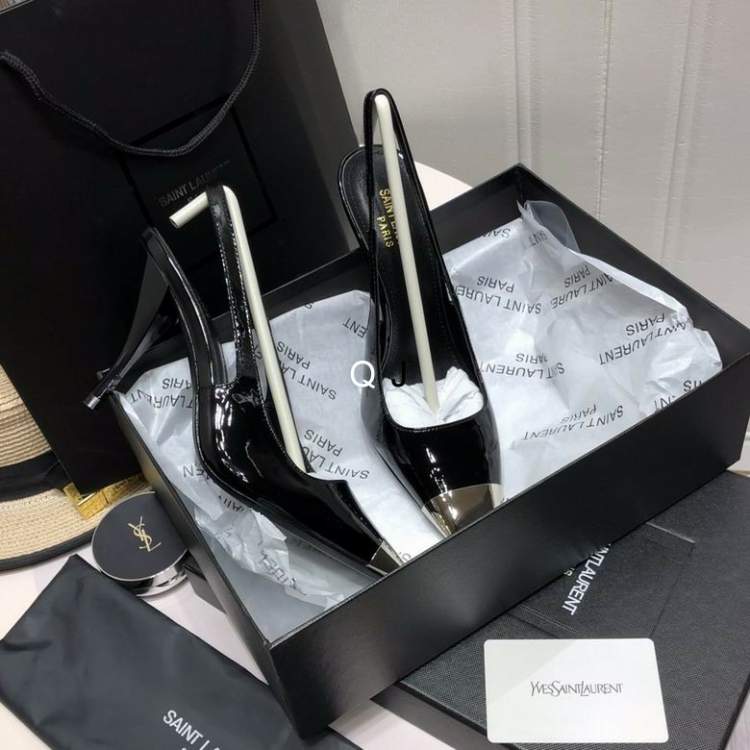 Picture of YSL Shoes _SKUYSLsz35-39XJ015320561